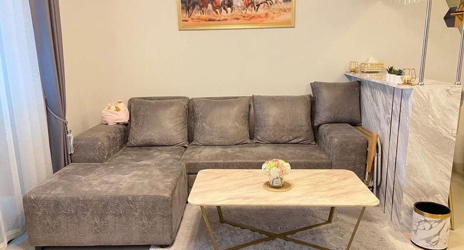 For rent 3 ベッドルーム townhouse in Saphan Sung, Bangkok