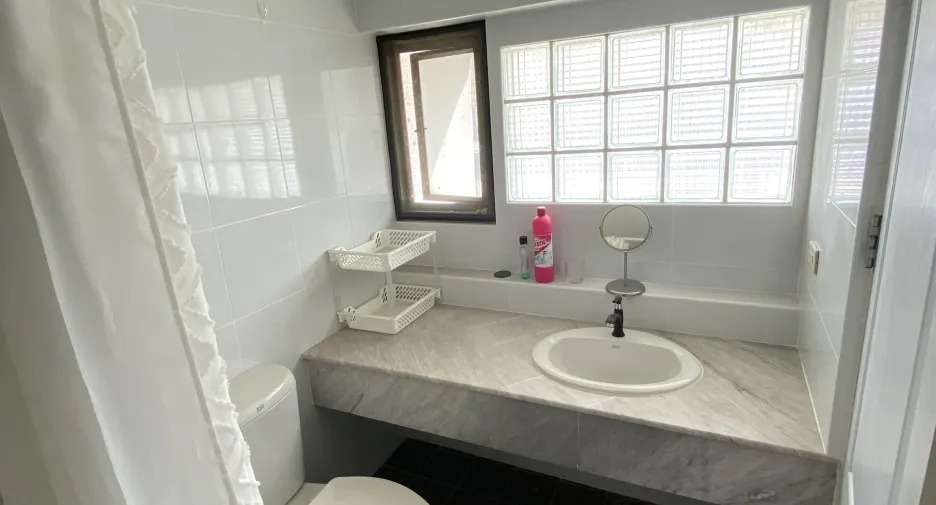Wohnung zur Miete mit 1 Zimmer in Watthana, Bangkok
