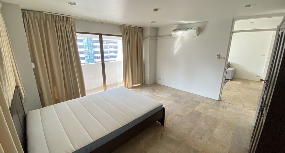 For rent 1 bed condo in Watthana, Bangkok