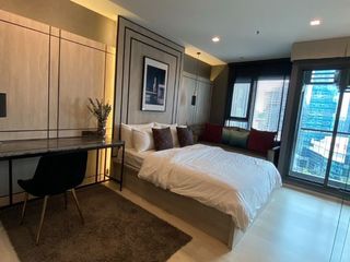 For rent studio condo in Pathum Wan, Bangkok