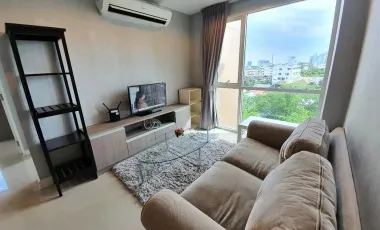 À louer 2 chambres condo à Bang Na, Bangkok