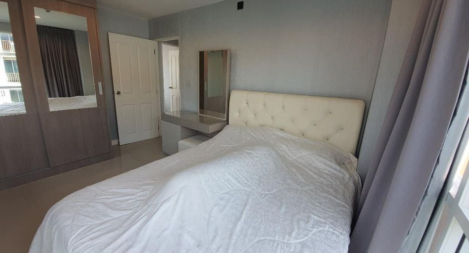 For rent 2 bedrooms condo in Bang Na, Bangkok