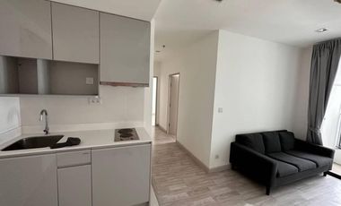 For rent 2 bedrooms condo in Khlong San, Bangkok