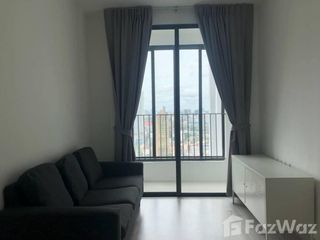 Condo en alquiler de 2 habitaciones en Khlong San, Bangkok