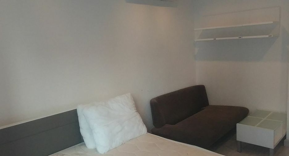 For rent studio condo in Huai Khwang, Bangkok