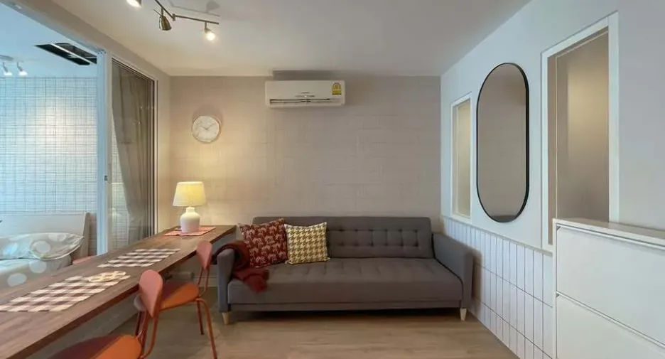 For rent 1 bed condo in Bang Rak, Bangkok