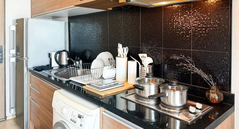 Аренда 1 кровать кондо в Кхлонг Тоеи, Бангкок