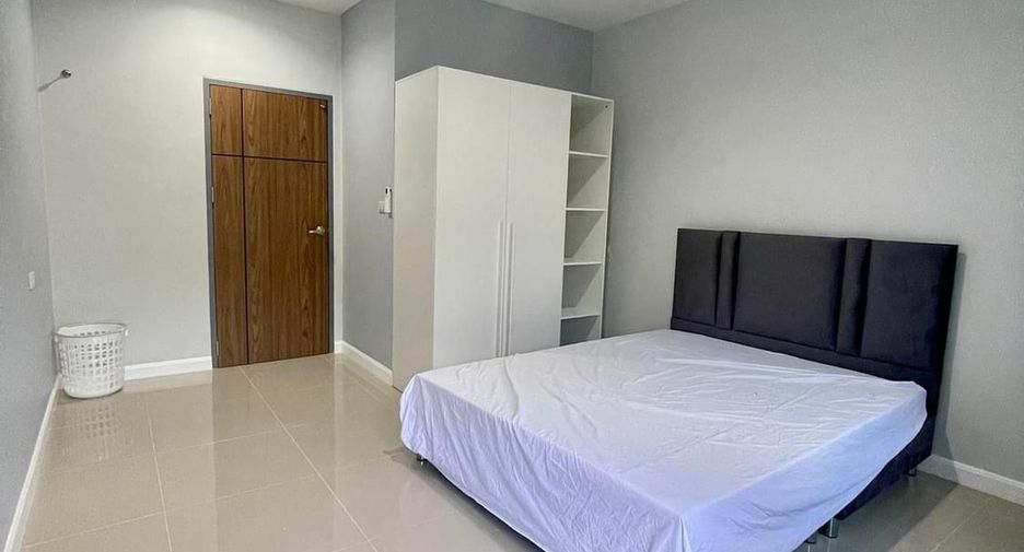 For rent 2 bedrooms townhouse in Mueang Samut Prakan, Samut Prakan