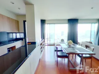 For rent 2 bedrooms condo in Yan Nawa, Bangkok