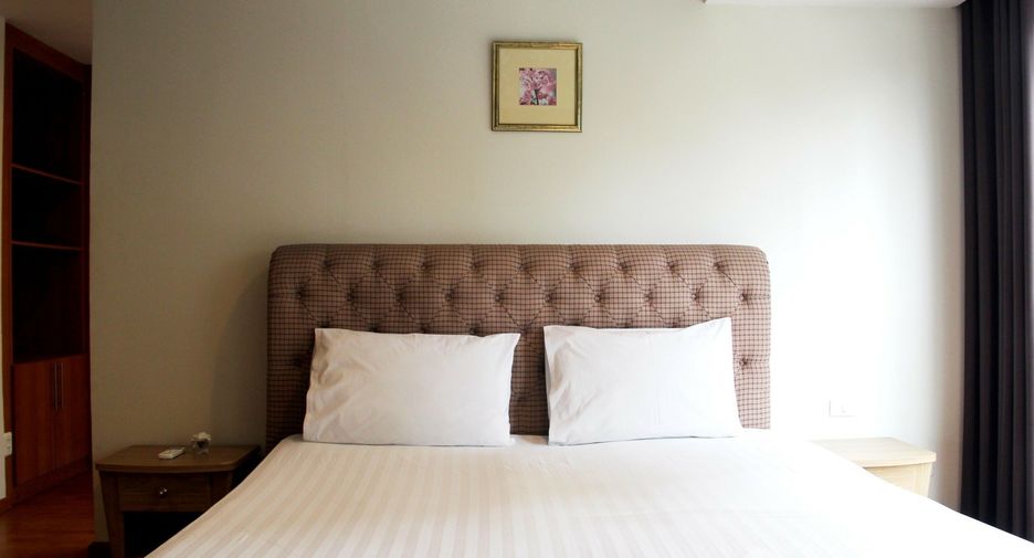 For rent 1 bed condo in Khlong Toei, Bangkok