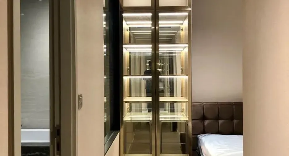 For rent 2 bedrooms condo in Bang Rak, Bangkok
