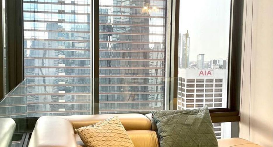 For rent 2 bedrooms condo in Bang Rak, Bangkok