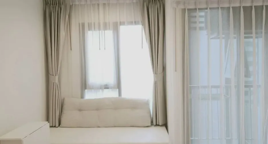 À louer studio condo à Pathum Wan, Bangkok