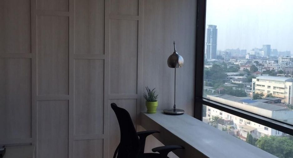 For rent 1 bed condo in Phaya Thai, Bangkok