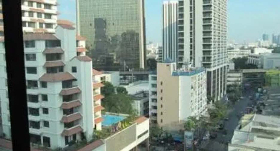For rent 1 bed condo in Phaya Thai, Bangkok