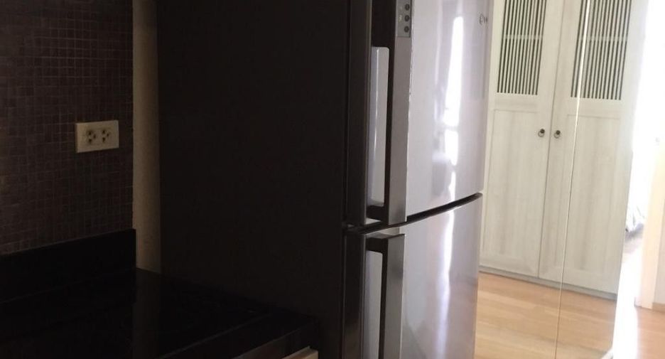 For rent 1 bed condo in Phaya Thai, Bangkok