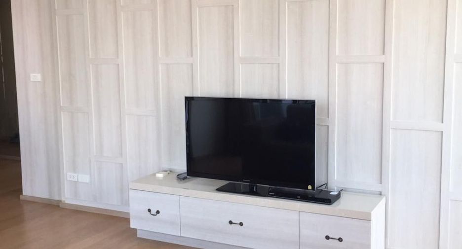 For rent 1 bed condo in Phaya Thai, Bangkok