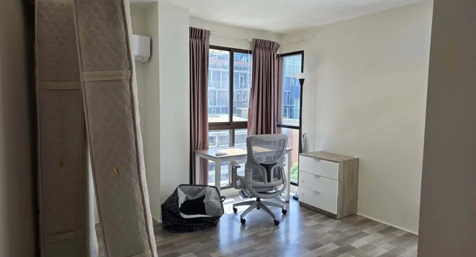 For rent 2 bedrooms condo in Sathon, Bangkok