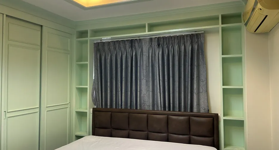 Wohnung zur Miete mit 2 Zimmer in Khlong San, Bangkok