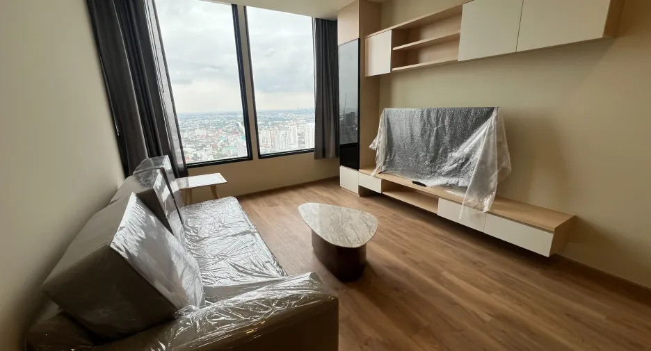 For rent 2 bedrooms condo in Watthana, Bangkok