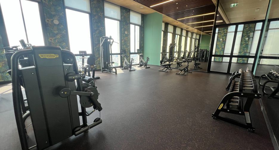 For rent 2 bedrooms condo in Watthana, Bangkok