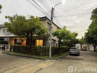 For rent 3 bedrooms house in Bang Na, Bangkok