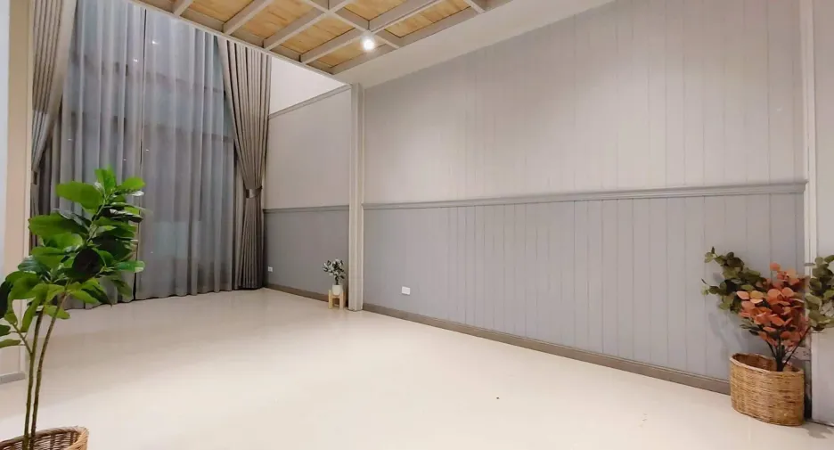 For rent 4 bedrooms townhouse in Bang Khen, Bangkok