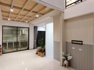 For rent 4 bedrooms townhouse in Bang Khen, Bangkok