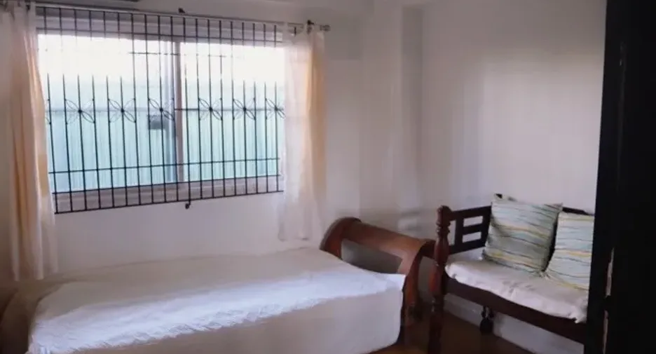 出租 2 卧室 公寓 在 Khlong Toei, 曼谷