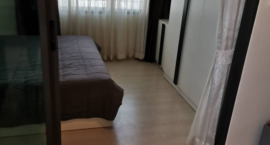 For rent 1 bed condo in Huai Khwang, Bangkok