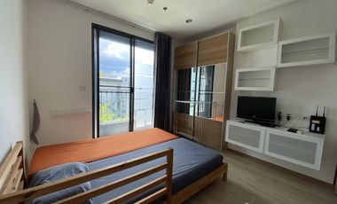 Wohnung zur Miete mit Studio in Bang Rak, Bangkok