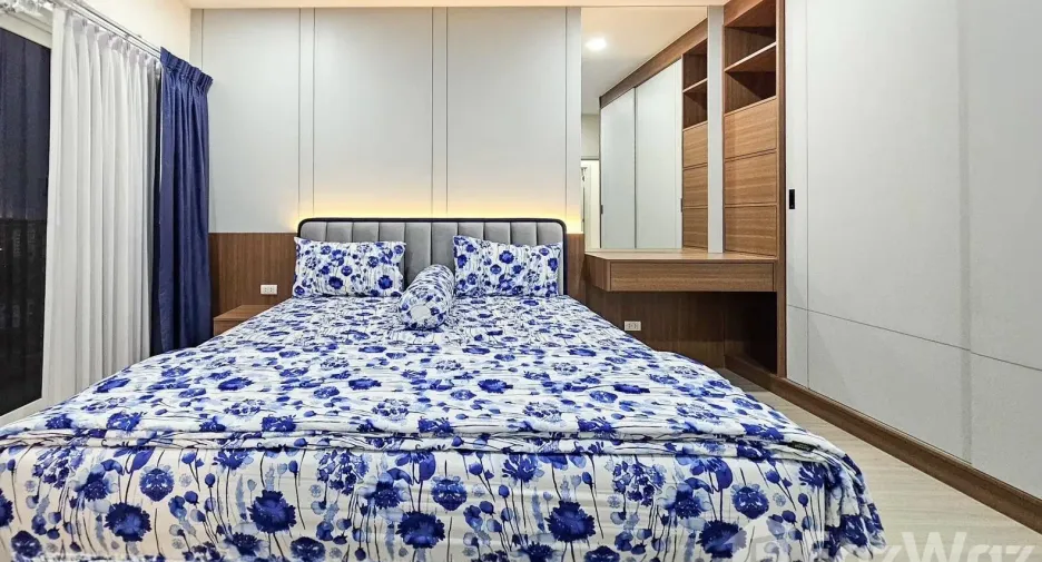For rent 2 bedrooms condo in Chom Thong, Bangkok