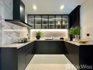 For rent 5 bedrooms house in Suan Luang, Bangkok