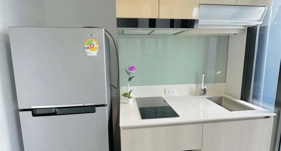 For rent 1 bed condo in Phra Khanong, Bangkok
