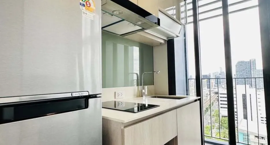 For rent 1 bed condo in Phra Khanong, Bangkok