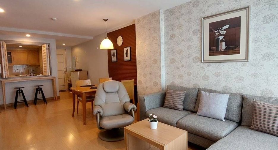 For rent 2 bedrooms condo in Watthana, Bangkok