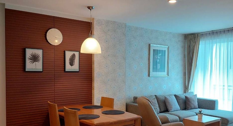 For rent 2 bedrooms condo in Watthana, Bangkok