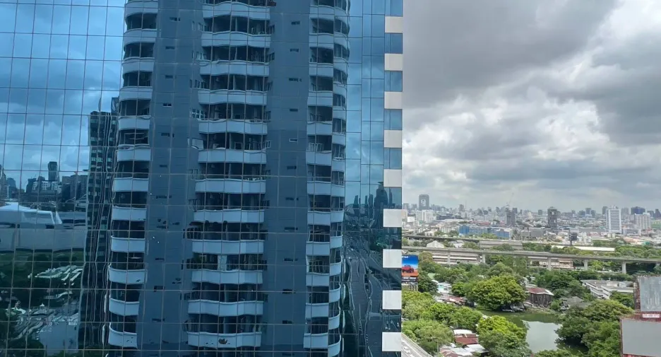For rent 1 bed condo in Watthana, Bangkok