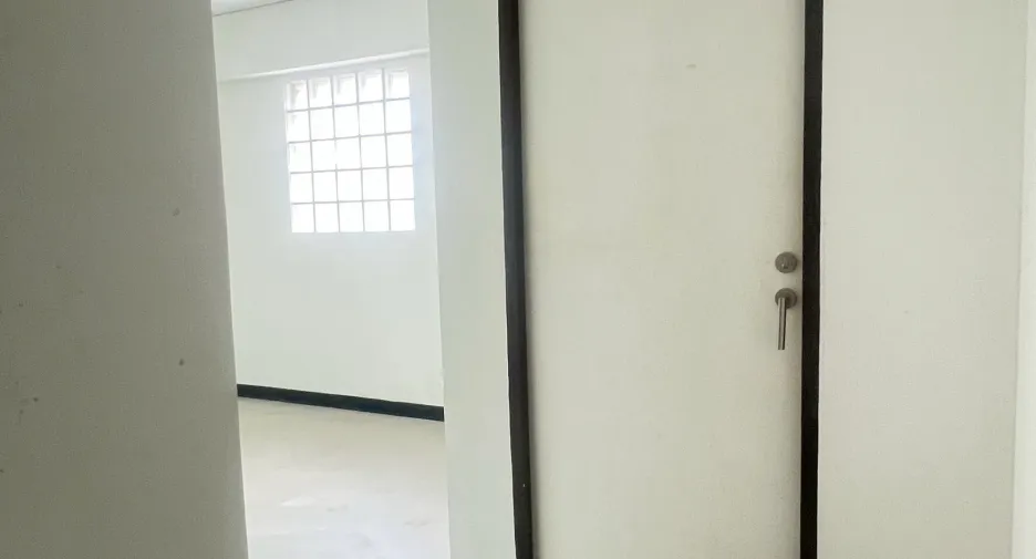 For rent office in Khlong Toei, Bangkok