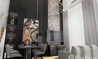 For rent 2 bedrooms condo in Huai Khwang, Bangkok