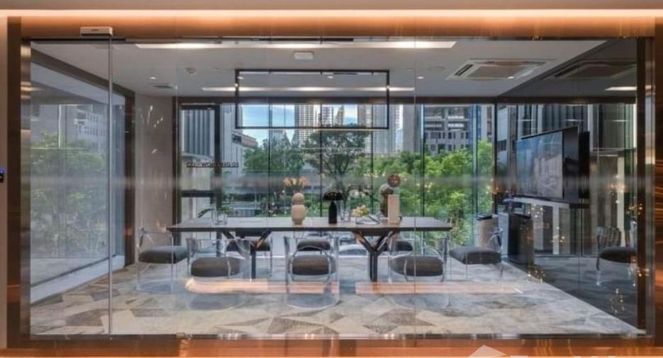 Condo en alquiler de 2 habitaciones en Huai Khwang, Bangkok