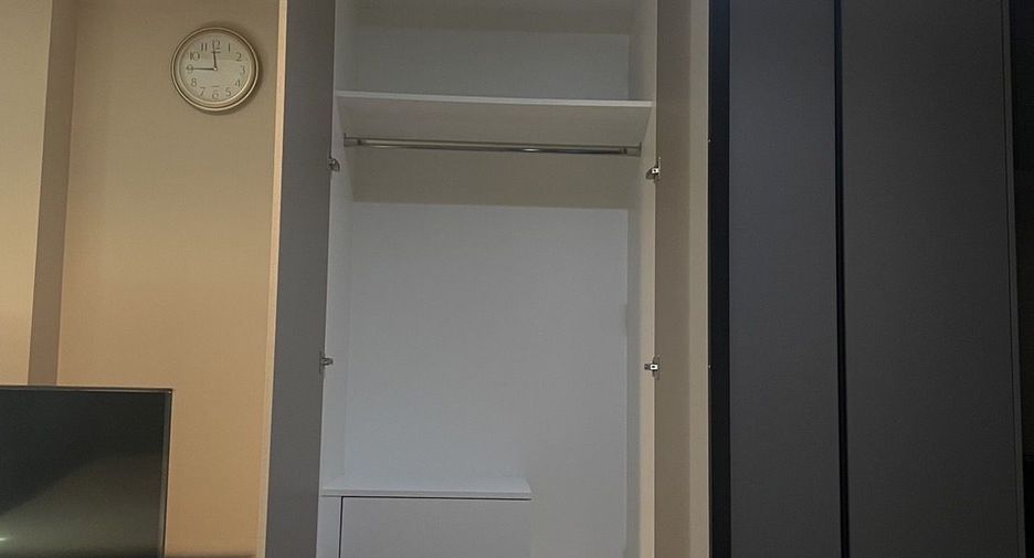 For rent studio condo in Phra Khanong, Bangkok