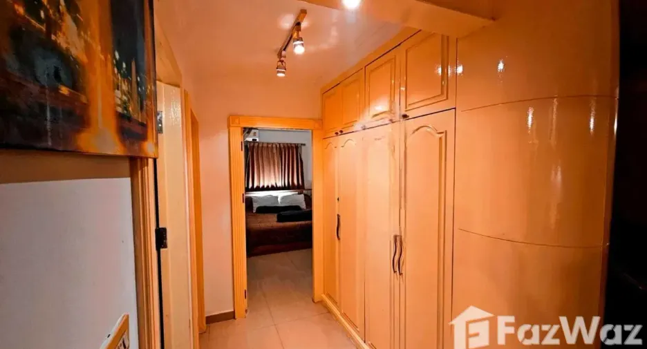 For rent 2 bedrooms apartment in Yan Nawa, Bangkok
