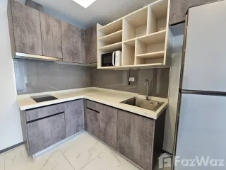 For rent 2 bedrooms condo in Phra Khanong, Bangkok