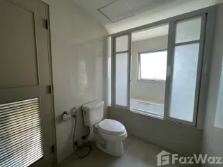 Apartment zur Miete mit 3 Zimmer in Khlong Toei, Bangkok