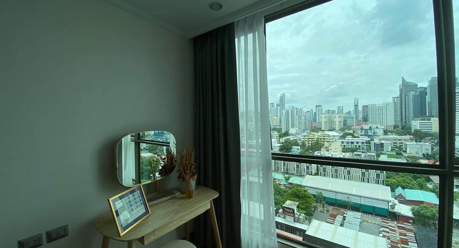 For rent 1 bed condo in Watthana, Bangkok