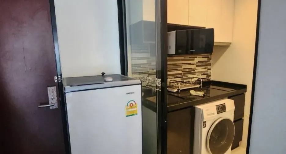 Condo en alquiler de 1 habitaciones en Khlong San, Bangkok