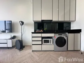 Condo en alquiler de 1 habitaciones en Khlong San, Bangkok