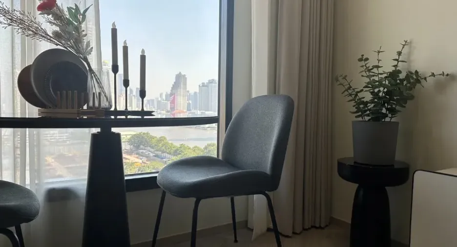Wohnung zur Miete mit 1 Zimmer in Khlong San, Bangkok