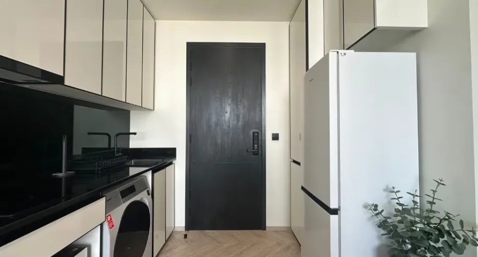 Wohnung zur Miete mit 1 Zimmer in Khlong San, Bangkok